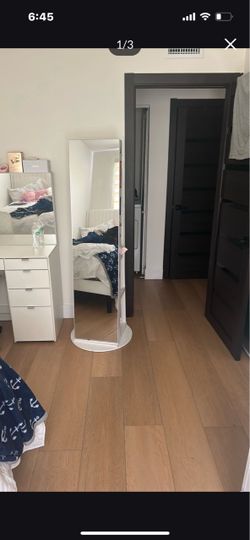 Mirror jewelry case