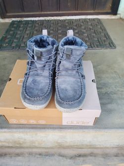 Hey Dudes Size 7