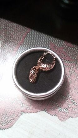 Cute gold plated earrings