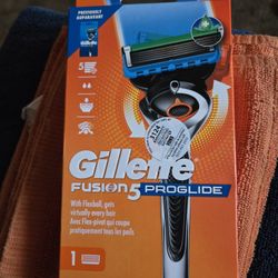 Brand New Gillette Fusion5 Proglide Razor New In Box