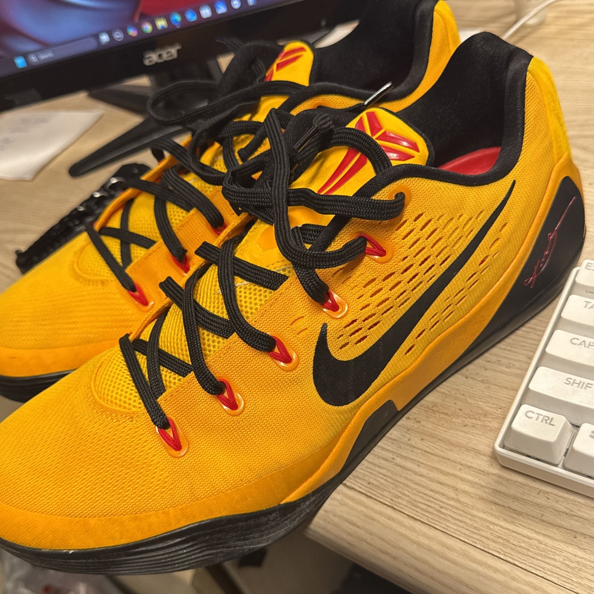 Kobe 9 " Bruce Lee "