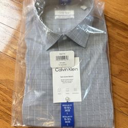 NWT Calvin Klein Men’s Performance Dress Shirt Dark Blue Size L 16-16 1/2 34/35