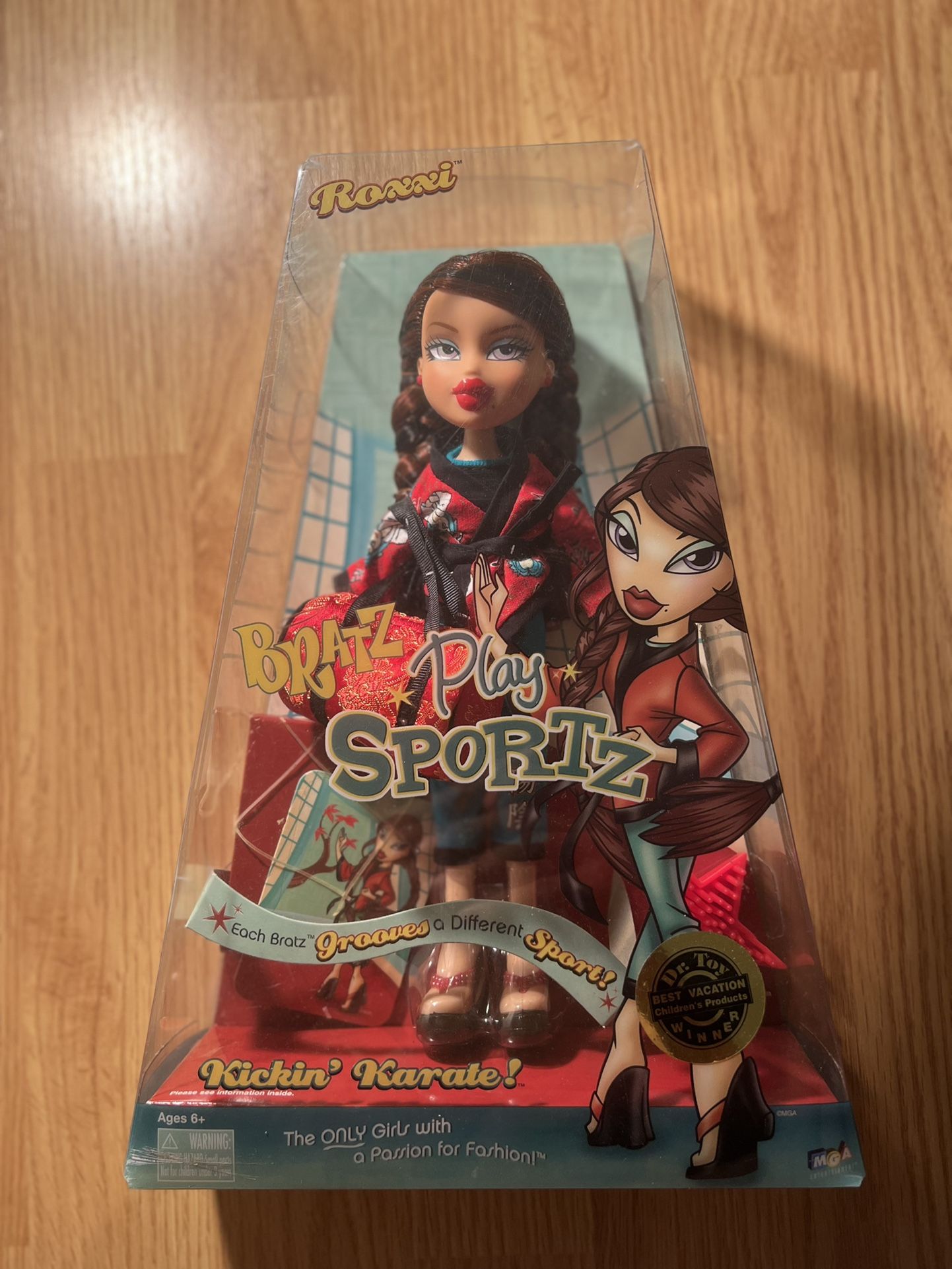 Bratz Play Sportz Kickin' Karate Roxxi Doll NEW NIB