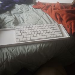 Apple Magic Keyboard