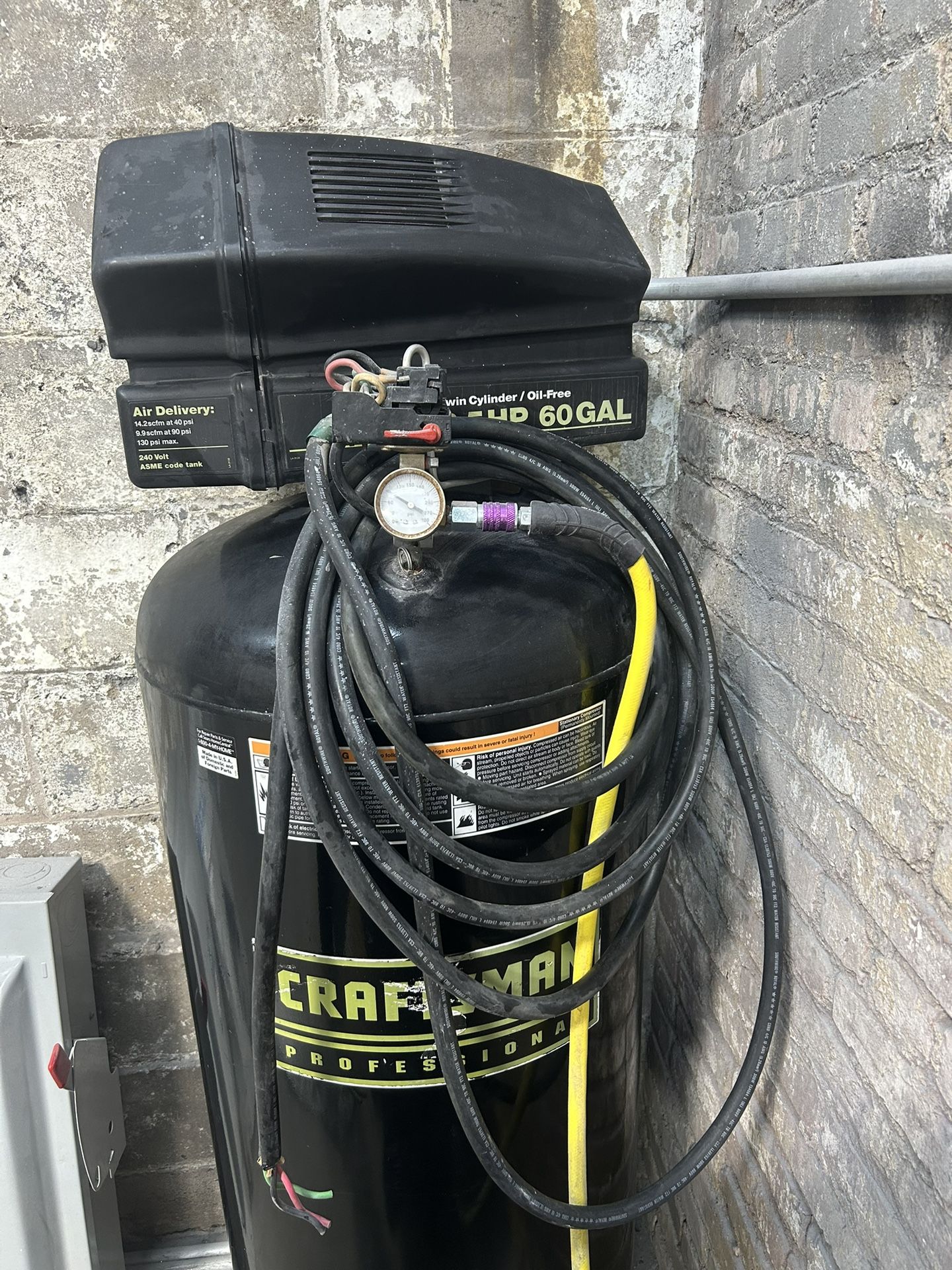 CRAFTSMAN AIR COMPRESSOR