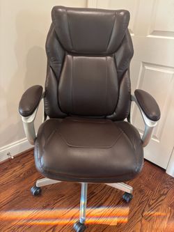 La-Z-Boy Westley Big & Tall Executive Office Chair with Active Lumbar Support