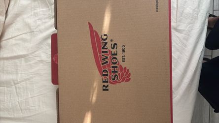 Red wing