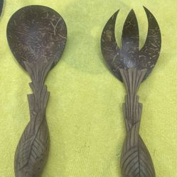 Carved Salad Bowl Serving Forks