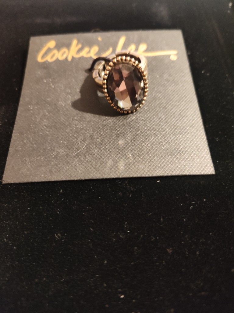 Women's Ring