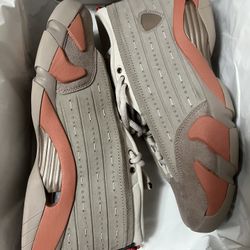 DS NEW JORDAN 14 CLOT SIZE 9