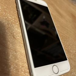 Apple iPhone 7 32GB Silver Good
Condition (ATST)