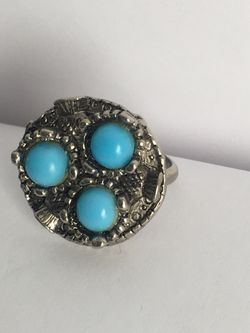 SILVER TONE RING SIZE 7 ADJUSTABLE