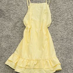 Pretty Little Thing Size 2 Yellow And White Striped Dress