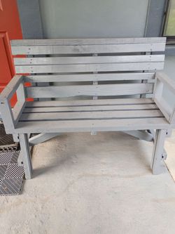 Bench All wood made with screws so it can last longer $75.00 in Donna inside the city not far from old 83