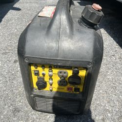 Champion Inverter 2,000 Watts