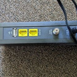 Netgear Docsis 3.0  600mbps 2 In 1 Cable Modem Wi-Fi. Model C3700  Router 