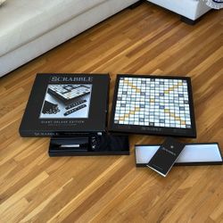 Giant deluxe scrabble game
