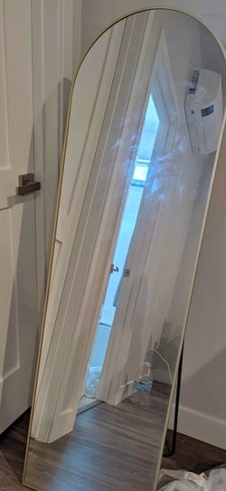 Rounded mirror