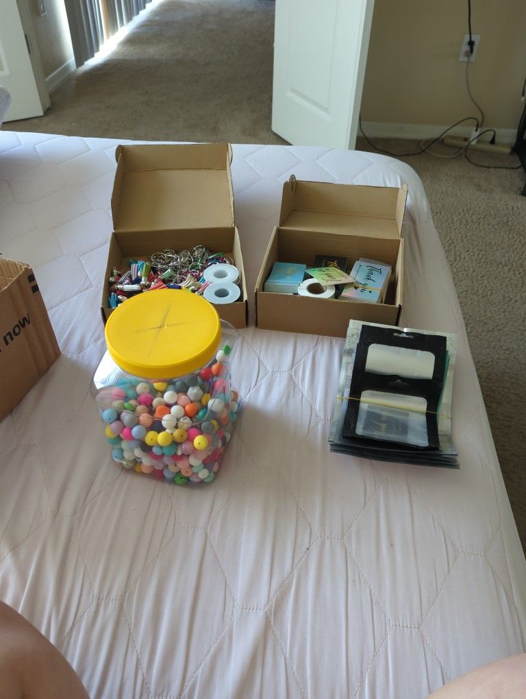 Silicone Beads, Keychain Making