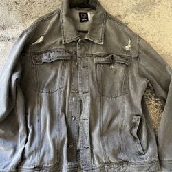 Men’s distressed Jean jacket Size 2XL