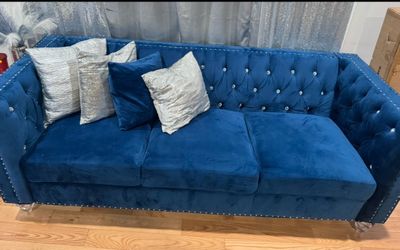 LED Blue Velvet Tufted Chesterfield Sofa