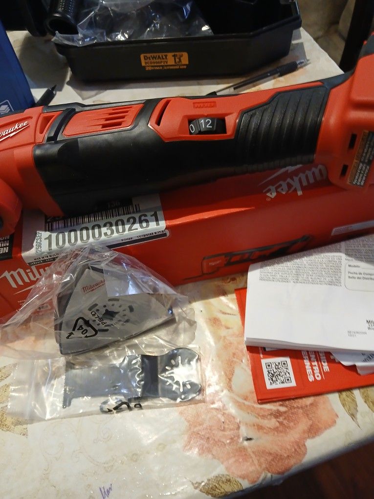 M18 Milwaukee Multi-tool