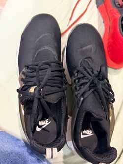 Nike Black Low-Top Sneakers