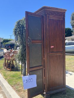 Media/clothes cabinet