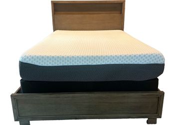 Like-new! Bedframe, Headboard, Nightstand, Memory foam mattress and boxspring