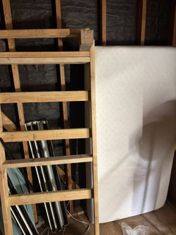 Simmons 8” Memory Foam Mattress 