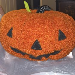 Pumpkin plushy 