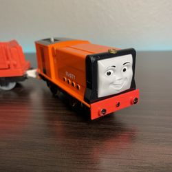 VTG TOMY Thomas And Friends Trackmaster 2005 Rusty Motorized Engine W/ Tender
