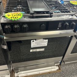 SAMSUNG BESPOKE GAS STOVE STAINLESS STEEL!!! Air Fryer!! Convection Oven!!! BRAND NEW!!!5 Burners With Grilled!!!!