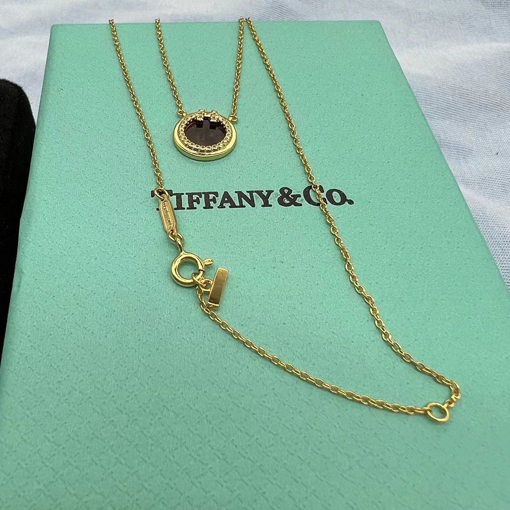 Tiffany & Co. Black Onyx Circle Pendant Necklace womens