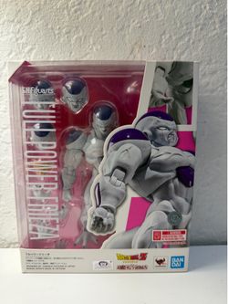 SH FIGURE FRIEZA