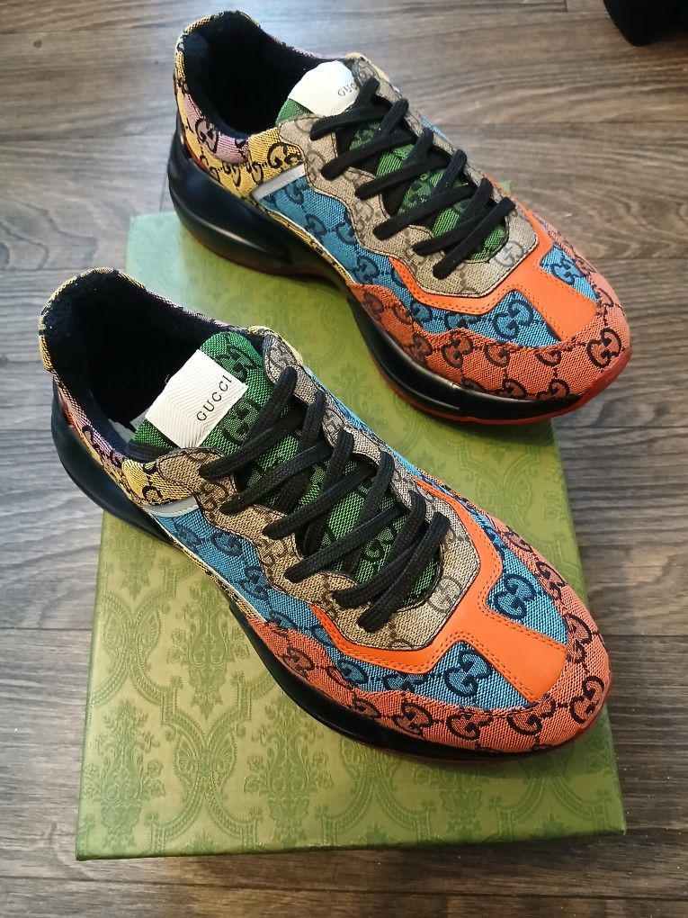 Gucci Sneakers Size 10
