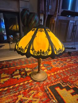 Antique Art Nouveau Table Lamp, c. 1915 – Edward Miller & Co. – 8-Panel Caramel Slag Glass