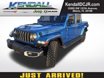 2025 Jeep Gladiator