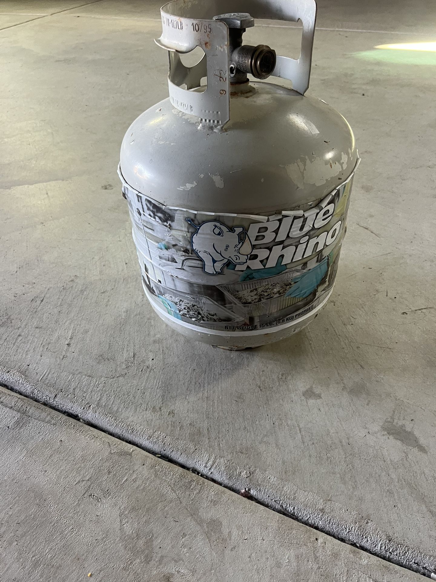 Propane tank for sale