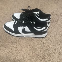 NIKE Pandas Size 12 Men’s