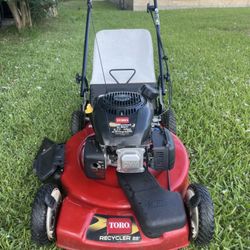 Toro Self Propelled Excellent Condition Very Strong Engine And Transmission 