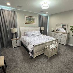 Bedroom Set  with mattresses