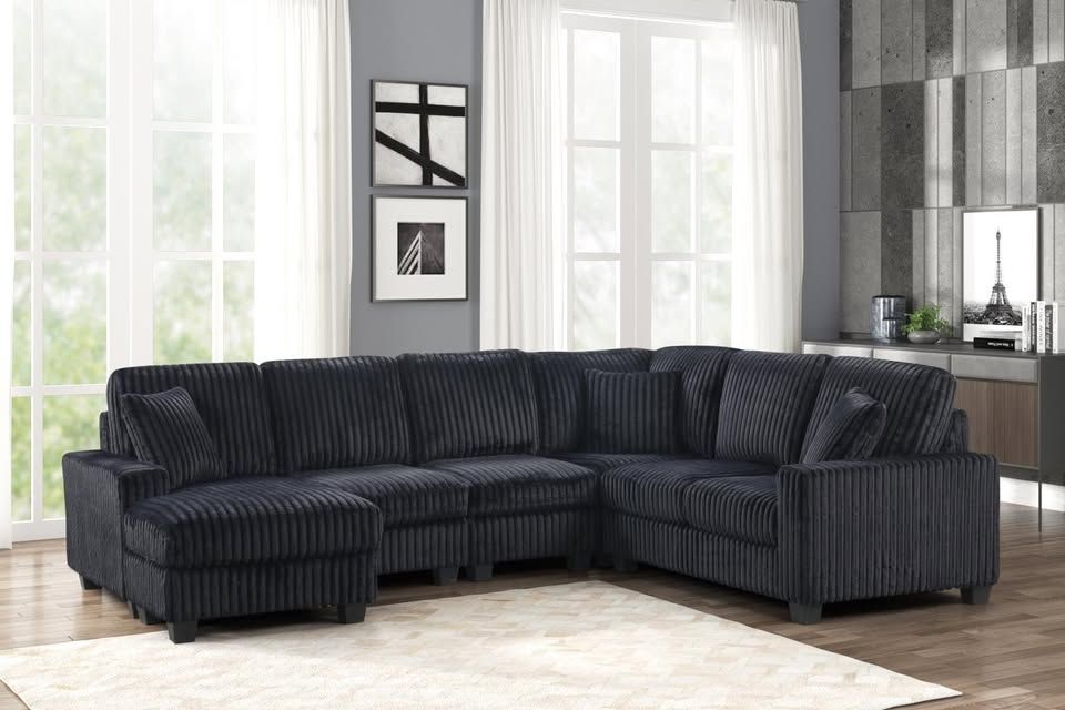 Comfortable & stylish 5 Pc black Luxurious plush Modular sectional sofa