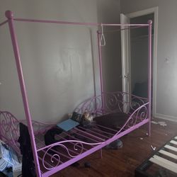 Girls  Bed New 