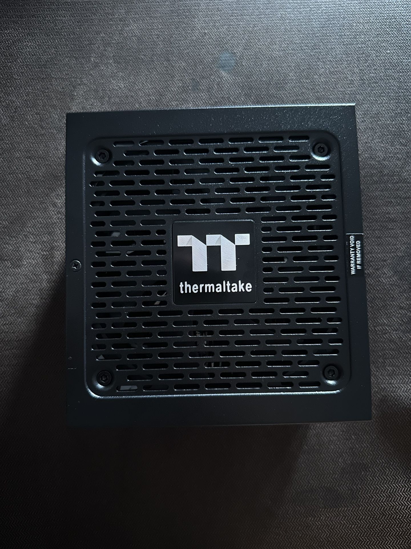 thermaltake toughpower gf1 750w power supply (No cables just psu)
