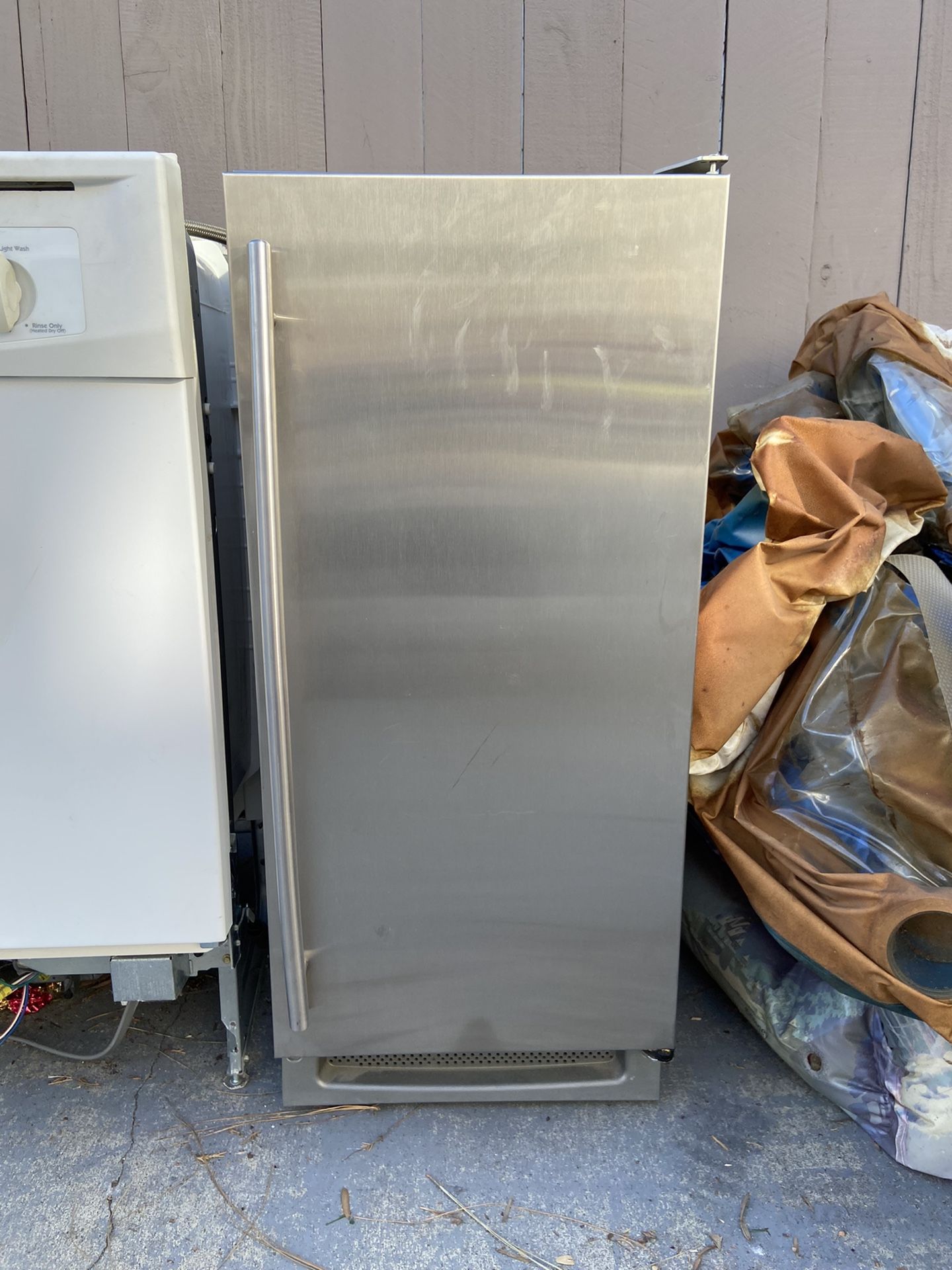 U-line Echlon Ice Maker