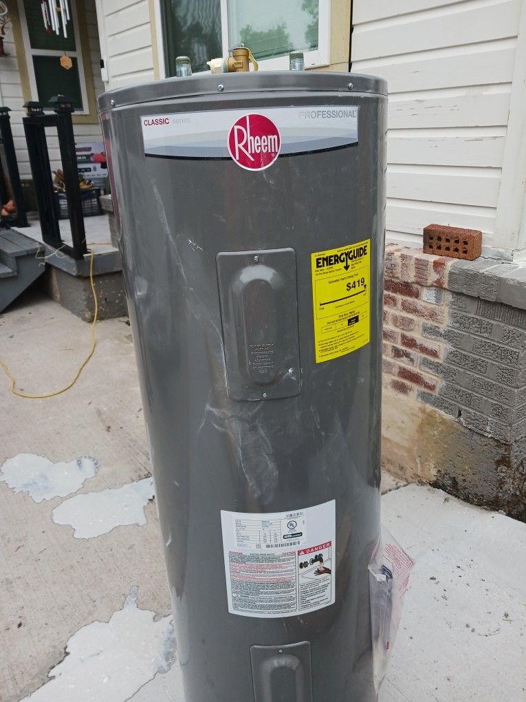 Rheem Electric Water Heater. Calentador Electrico