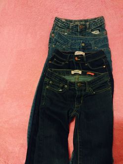 Littel girls Jean bundel size 6