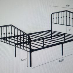Platform Black Metal Bed Frame Size Queen