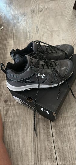 Under Armour GORE-TEX Trail Sneakers